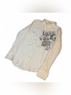 POP ICON CLOTHING Y2K White Button-Down Shirt with Fleur-de-Lis Embroidery